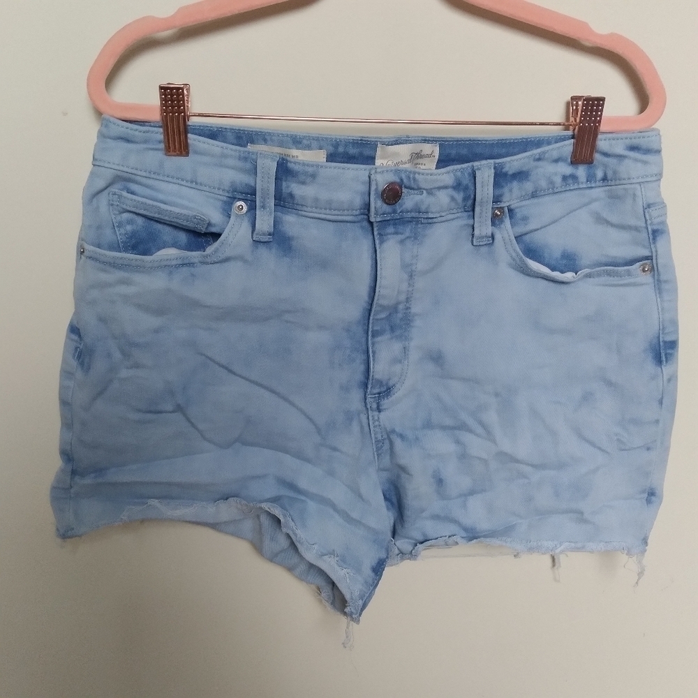Universal Thread Light Wash Tie Dye High Rise Midi Denim Shorts Size 12/31